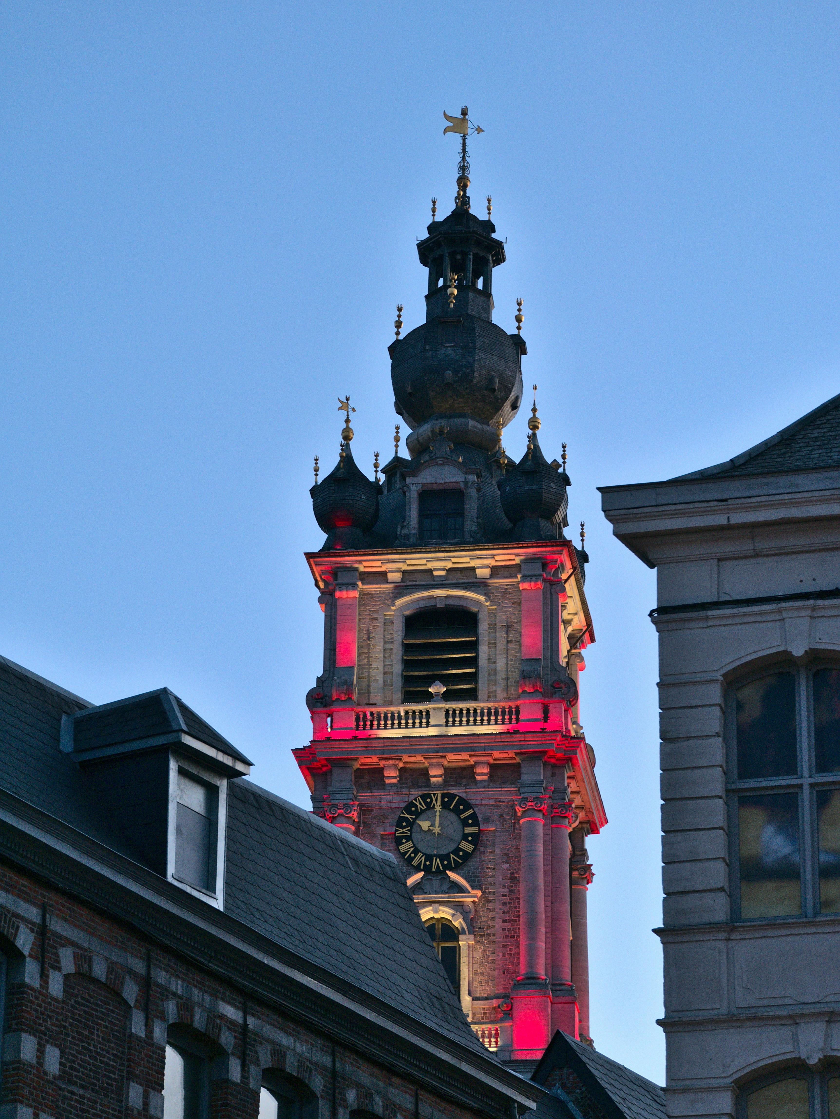 Mons