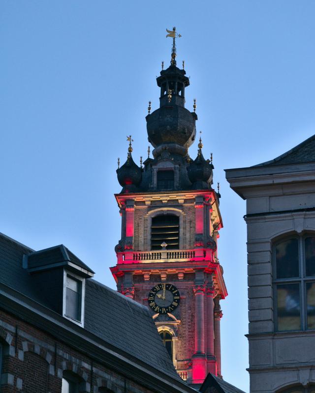 Mons